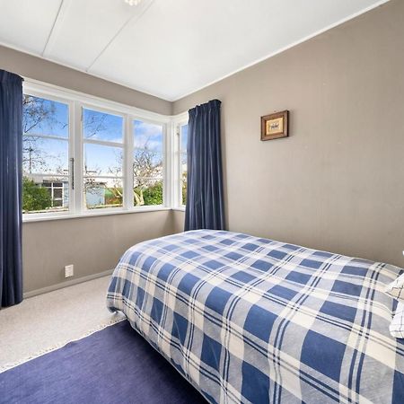 Centrally Located - Greytown Holiday Home Экстерьер фото